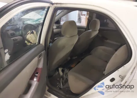 2004 Toyota Corolla Le z USA, uszkodzony, nr VIN 2T1BR38E34C212967